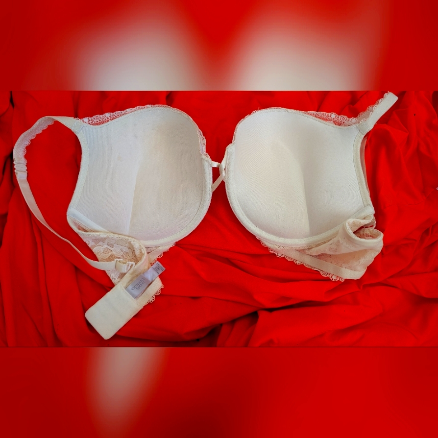 Victorias Secret Miracle Bra